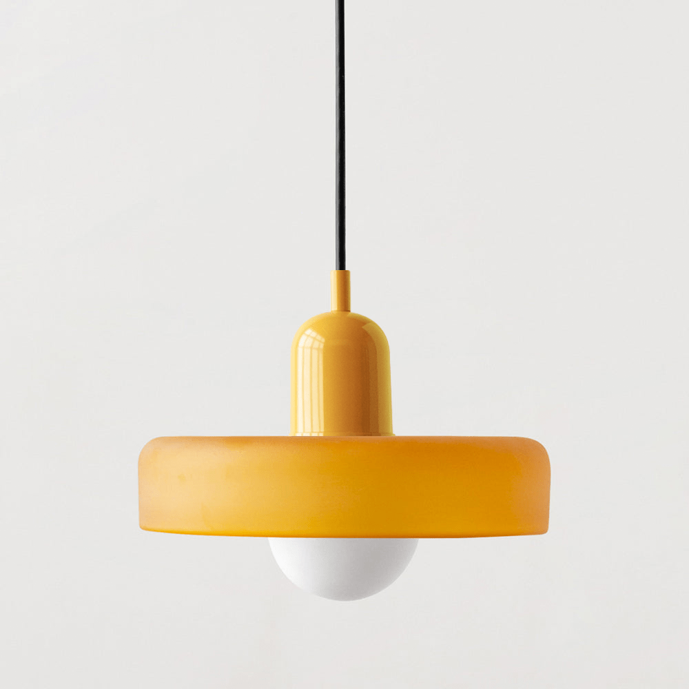 Uniek design en levendige kleuren maken deze hanglamp perfect voor elk interieur.