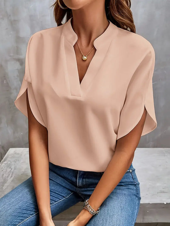 Elegante Olivia linnen-katoenen blouse voor dames, het perfecte kledingstuk voor een lichte, luchtige look.
