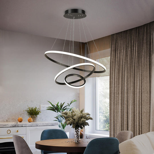 LED plafondlamp met slimme dimfunctie, perfect voor een aanpasbare lichtsfeer in moderne interieurs.