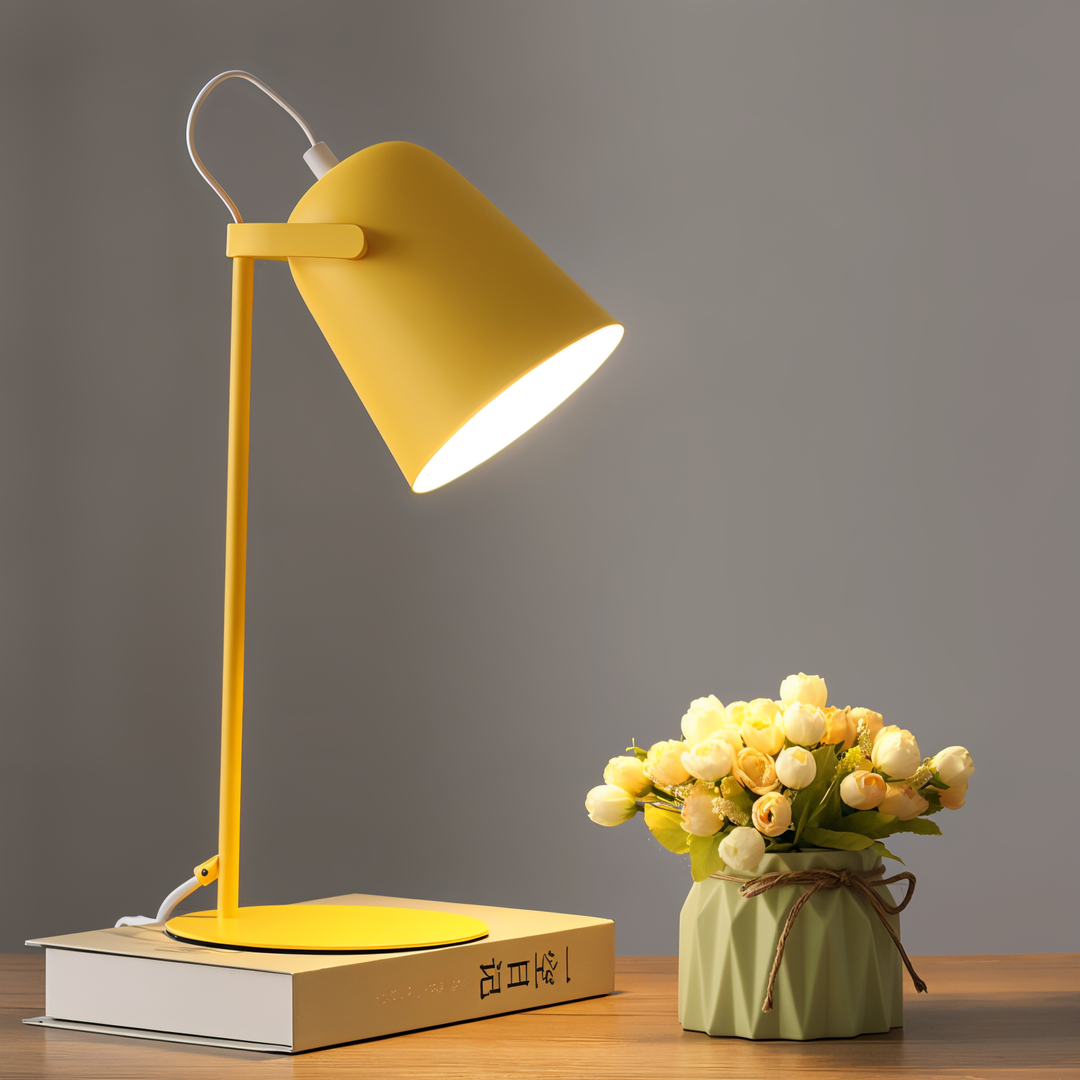 FlexiLight tafellamp, perfect voor werk of lezen met verstelbare lichtsterkte.
