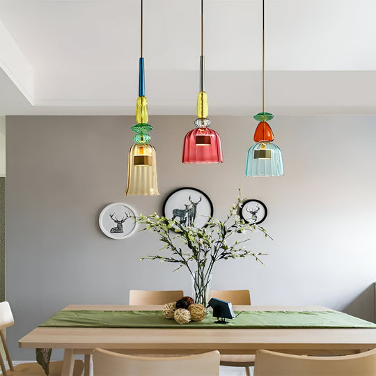 NordicaLux hanglamp, een veelzijdige lamp die perfect past bij een minimalistisch interieur.
