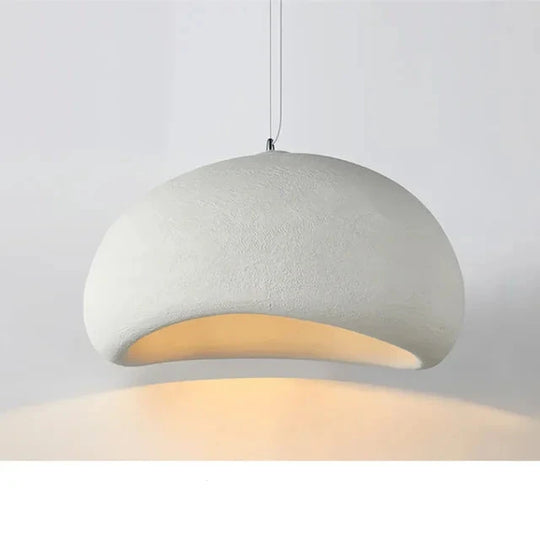 Unieke hanglampen met een elegant minimalistisch design, geschikt voor een luxe uitstraling.