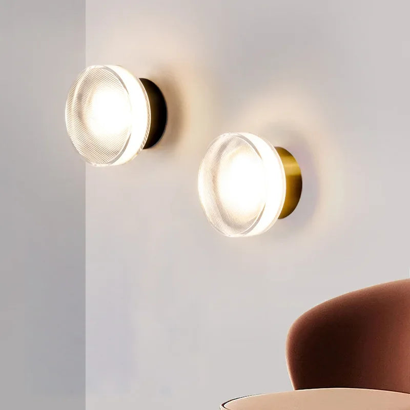 Liam luxe wandlamp, zorgt voor een warme en moderne uitstraling.
