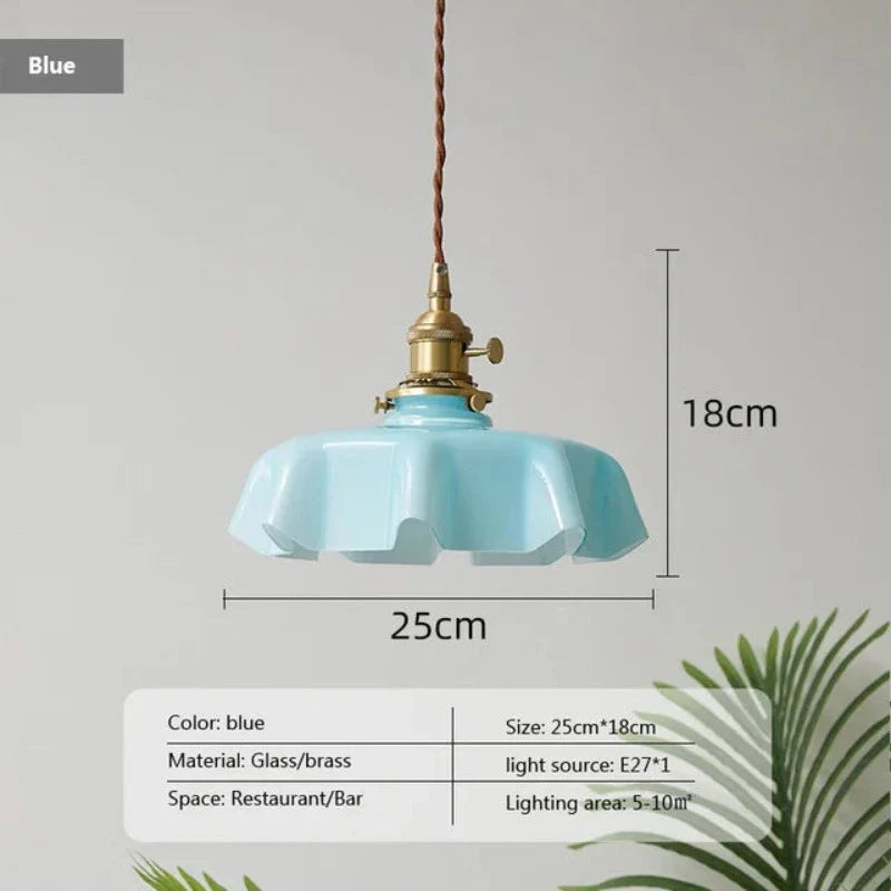 Emma Hanglamp met een tijdloos ontwerp, perfect voor traditionele interieurs.
