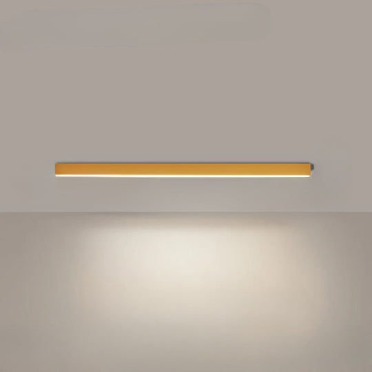 Lucas slank design voor een plafondlamp die perfect past bij een moderne inrichting.
