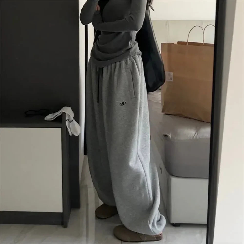 Freiburg | Dames Oversized Sweatpants | Grijs