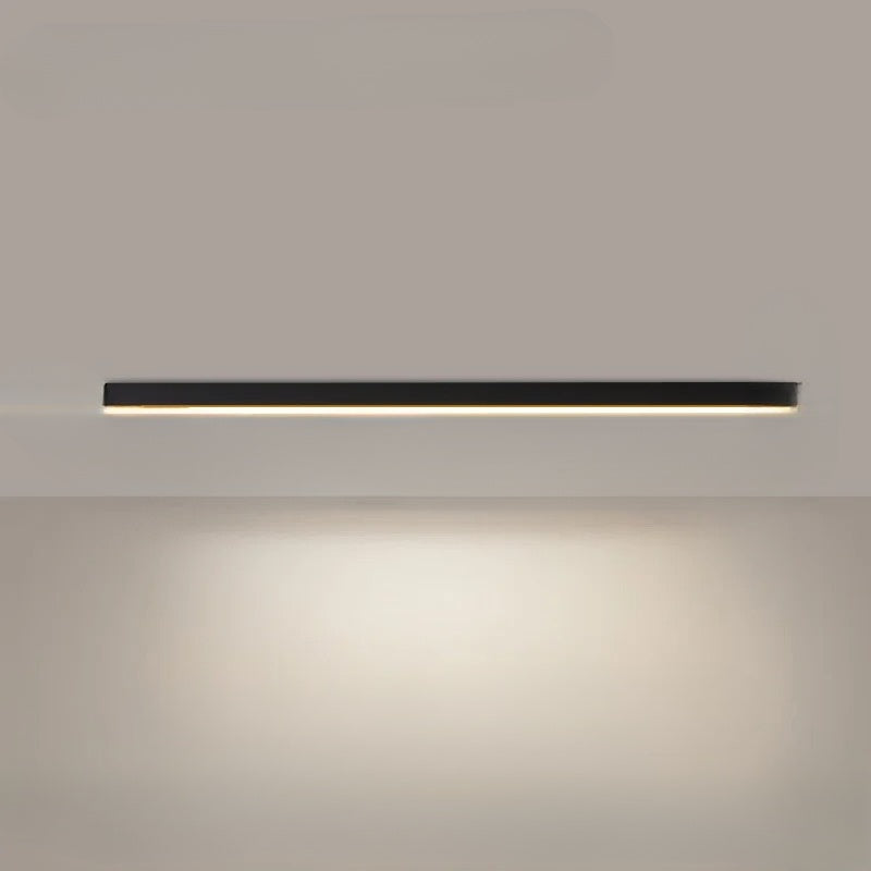 Lucas multifunctionele plafondlamp met een elegant en strak design.
