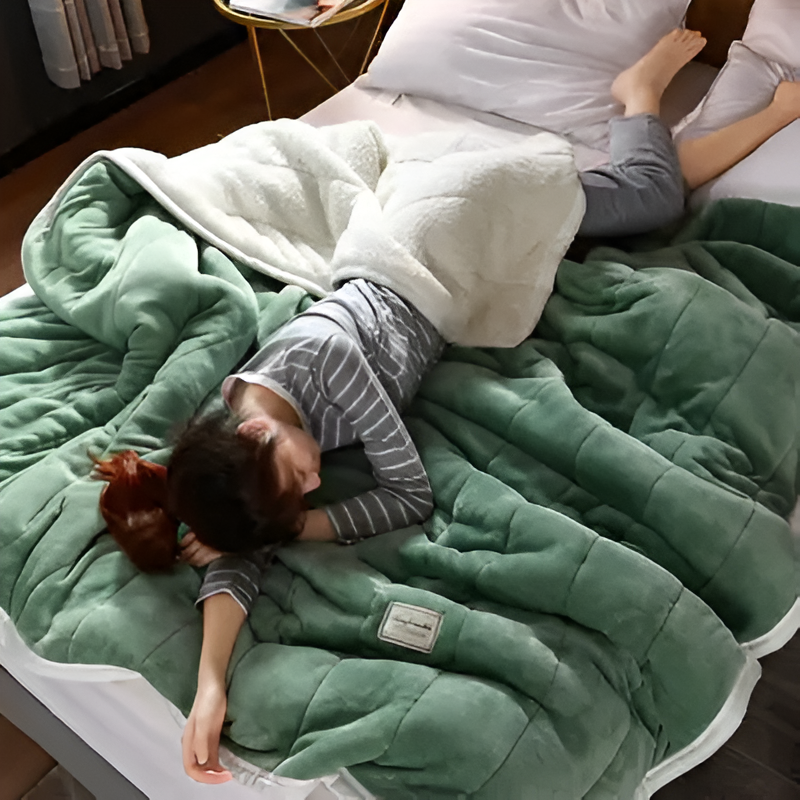 ComfyCloud knusse pluche deken, perfect voor extra comfort en warmte tijdens koude dagen.
