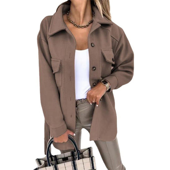  Kylie's Dames Oversized Lange Shacket Lange Shacket . Ontworpen met een relaxte, modieuze uitstraling en hoogwaardige stof voor extra comfort en warmte. Voorzien van een knoopsluiting en ruime zakken, perfect voor een casual en toch elegante look in het dagelijks leven.