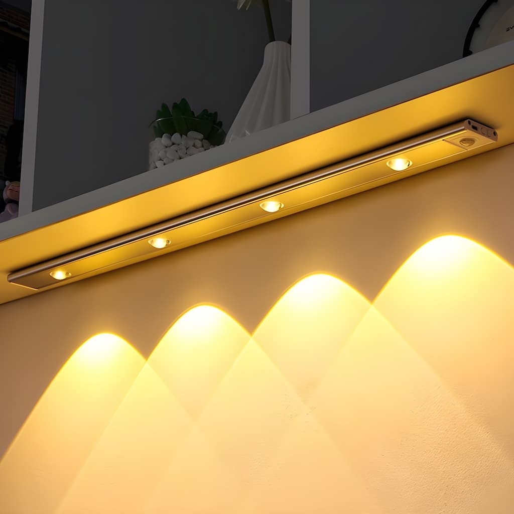 Hugo Bewegingsgestuurde LED strip voor een combinatie van stijl en functionaliteit.






