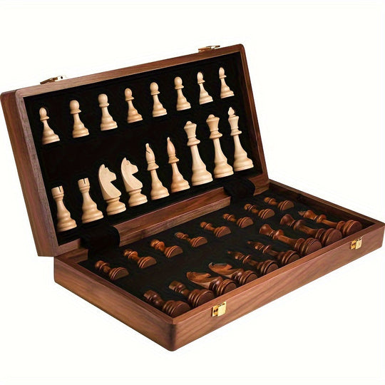 StrategieSet klassiek houten schaakbord voor strategische spellen.